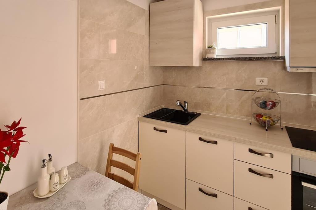 Appartement Hisa Idej à Sežana Extérieur photo