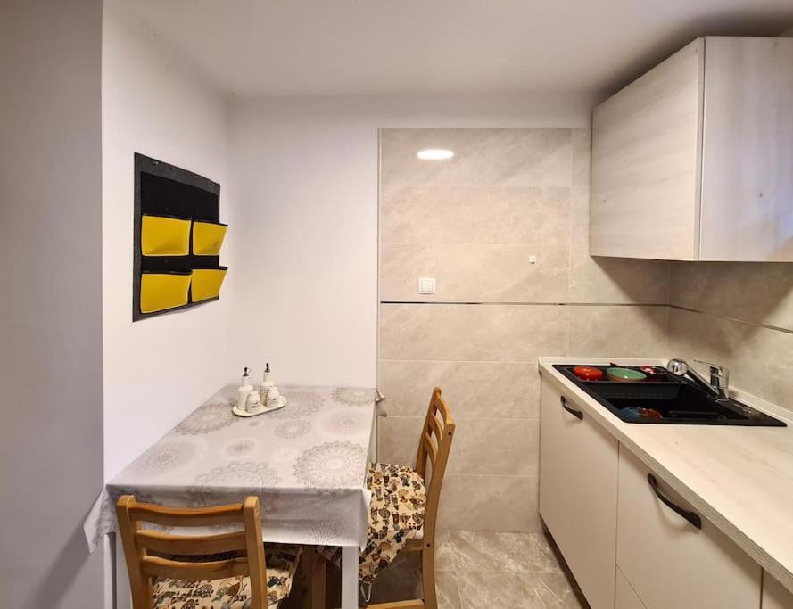Appartement Hisa Idej à Sežana Extérieur photo